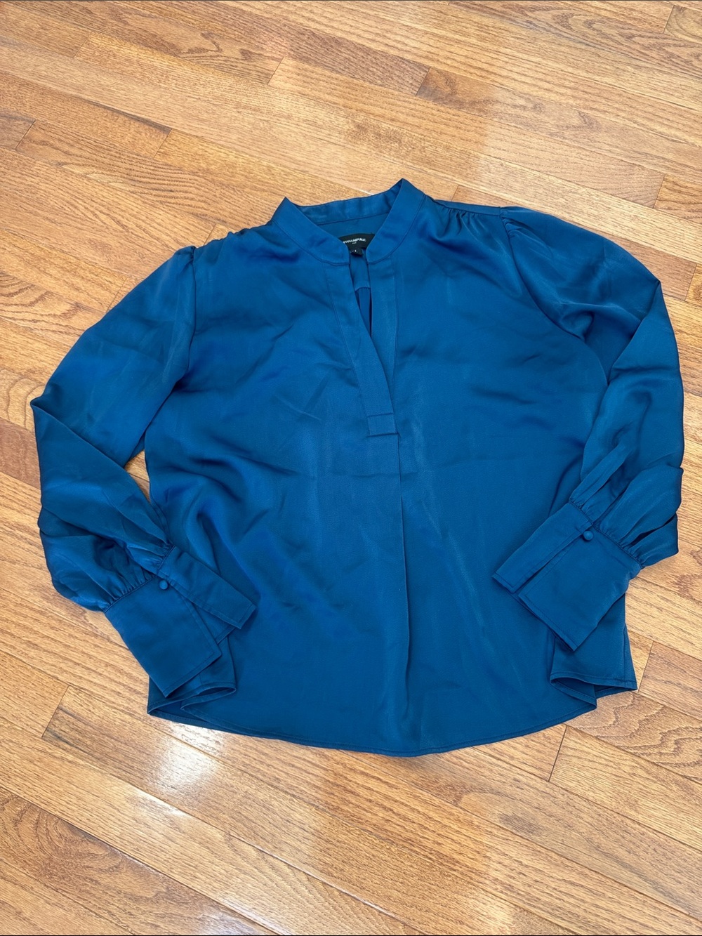 Banana Republic Two Long-Sleeve Blouses in Teal and Black large - Picture 3 of 5